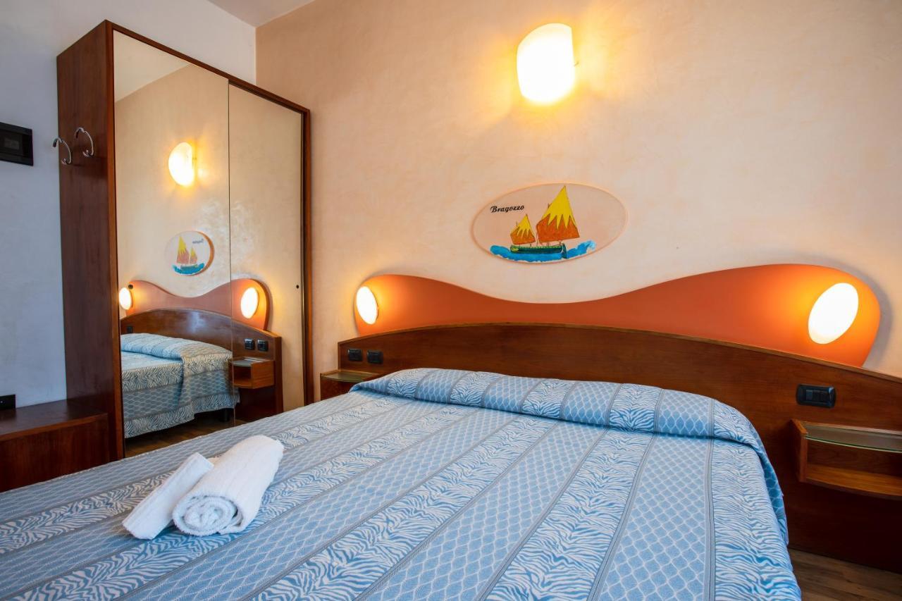 צ'סנטיקו Miramare Hotel Ristorante Convegni מראה חיצוני תמונה